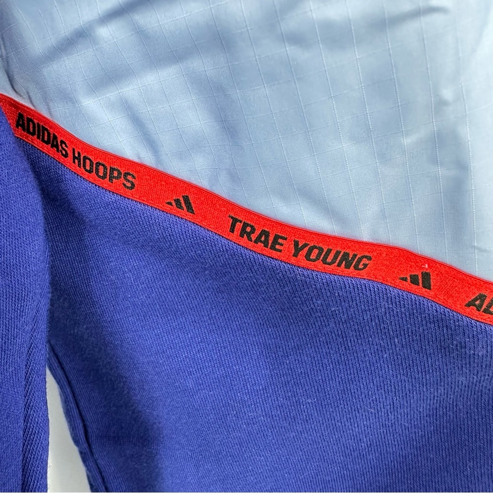 Adidas NWT Trae Young Windbreaker Track
Jacket Victory Blue Size M - Picture 5 of 13